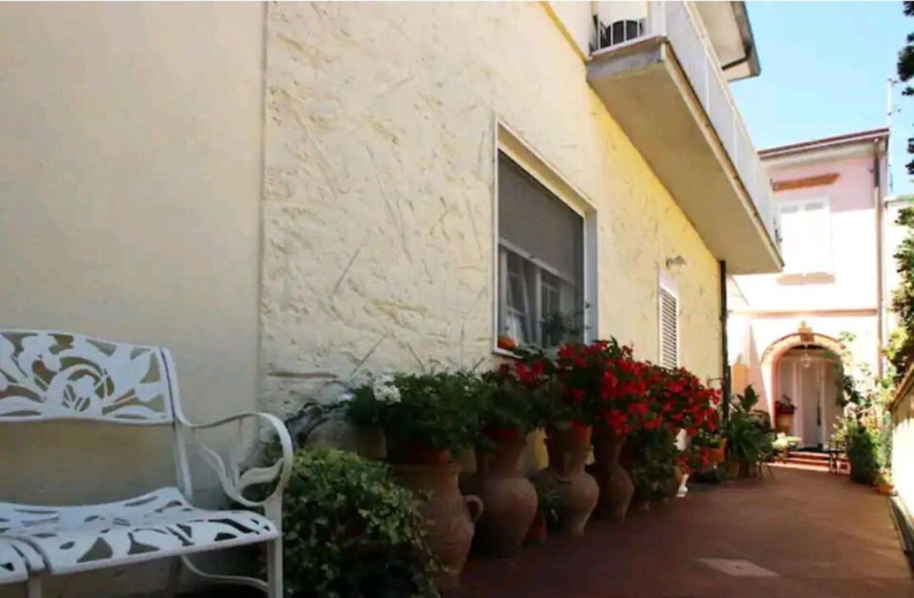 Lovely House Near The Beach Torre del Lago Puccini Εξωτερικό φωτογραφία